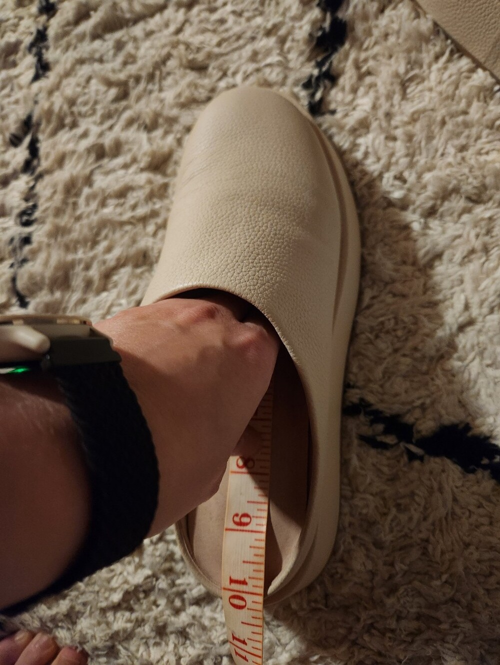 Intentionally Blank Risen Slip On Size 9 - Picture 14 of 14
